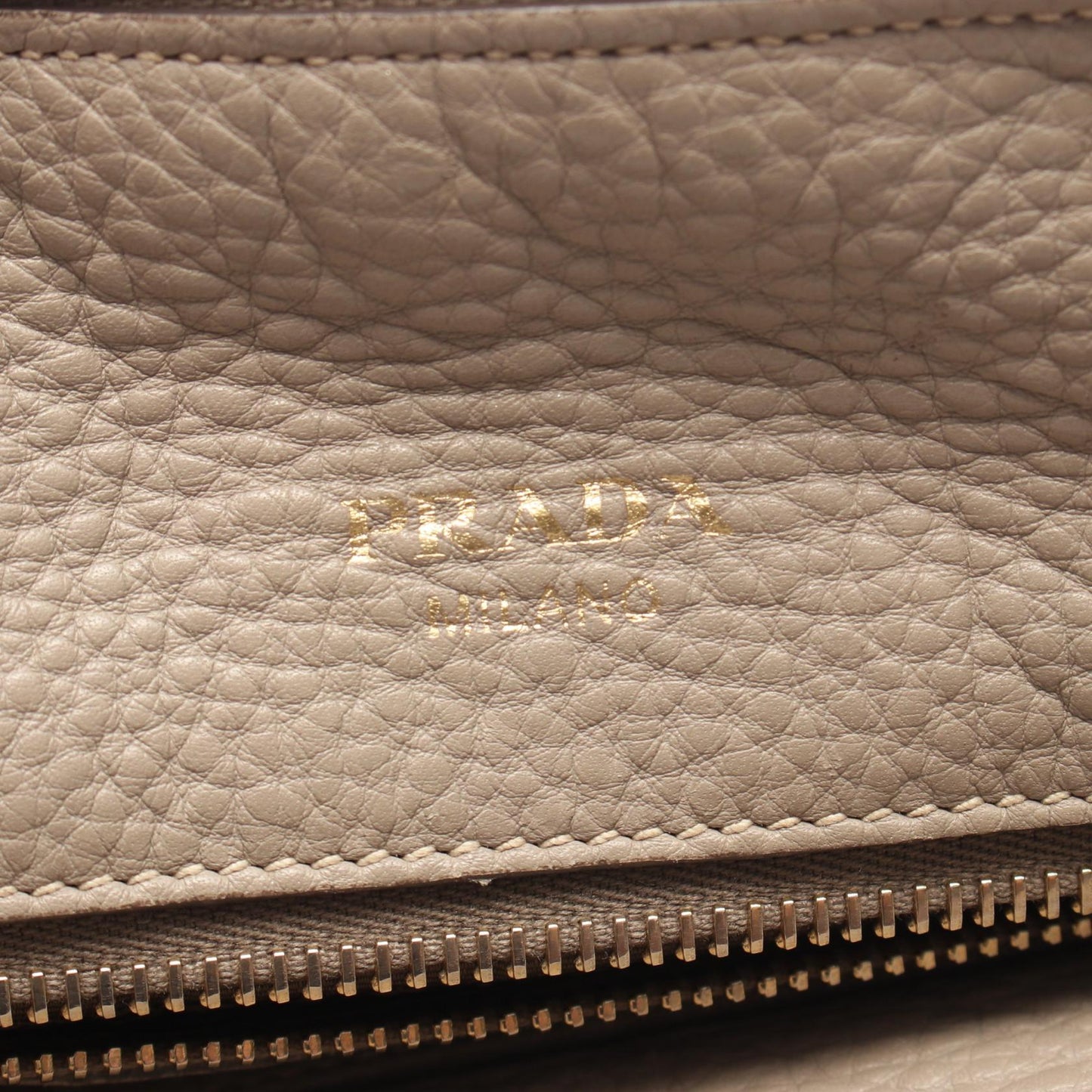 Prada VIT DAINO Leather Handbag