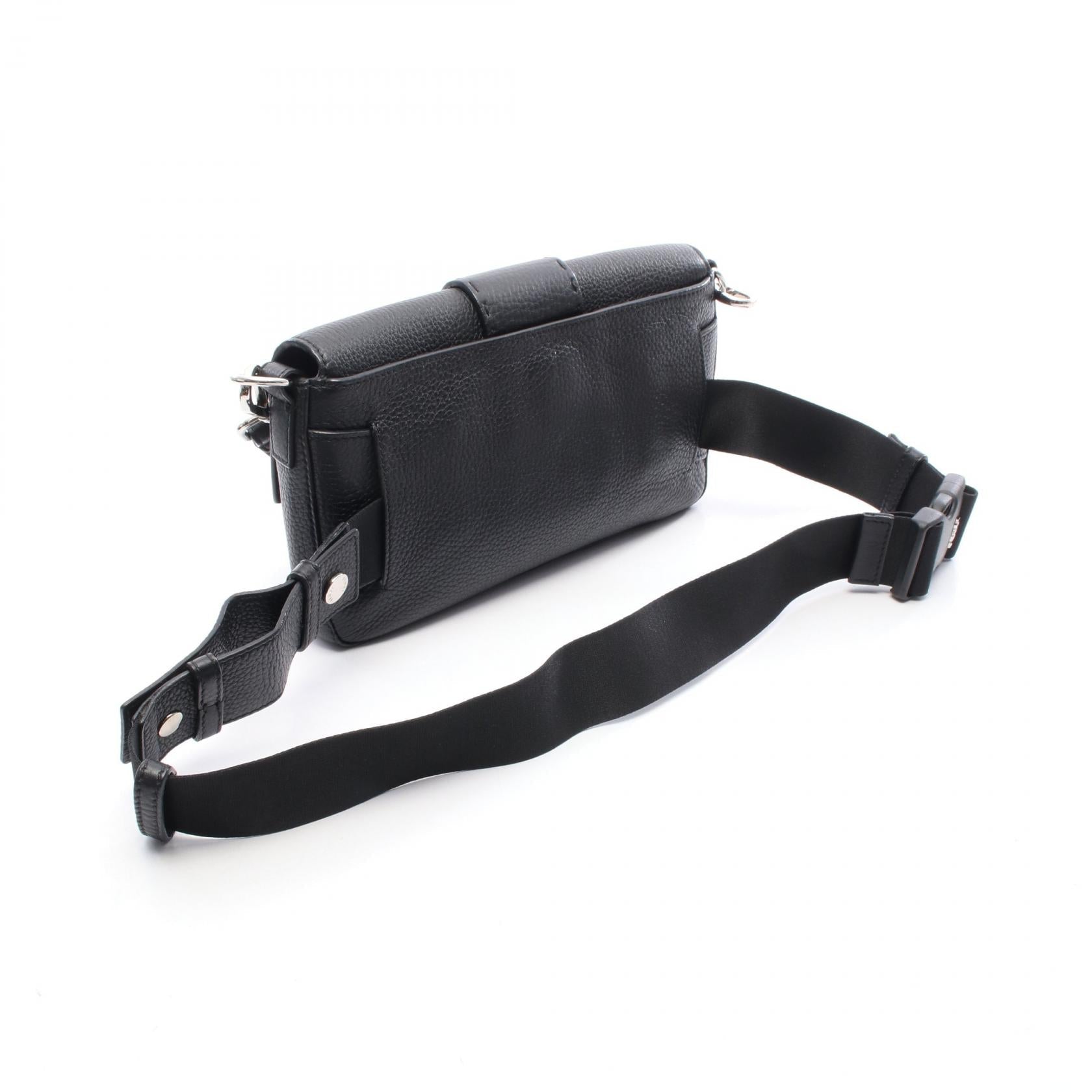 Fendi Mamma Baguette Shoulder Bag - Ewore Bags