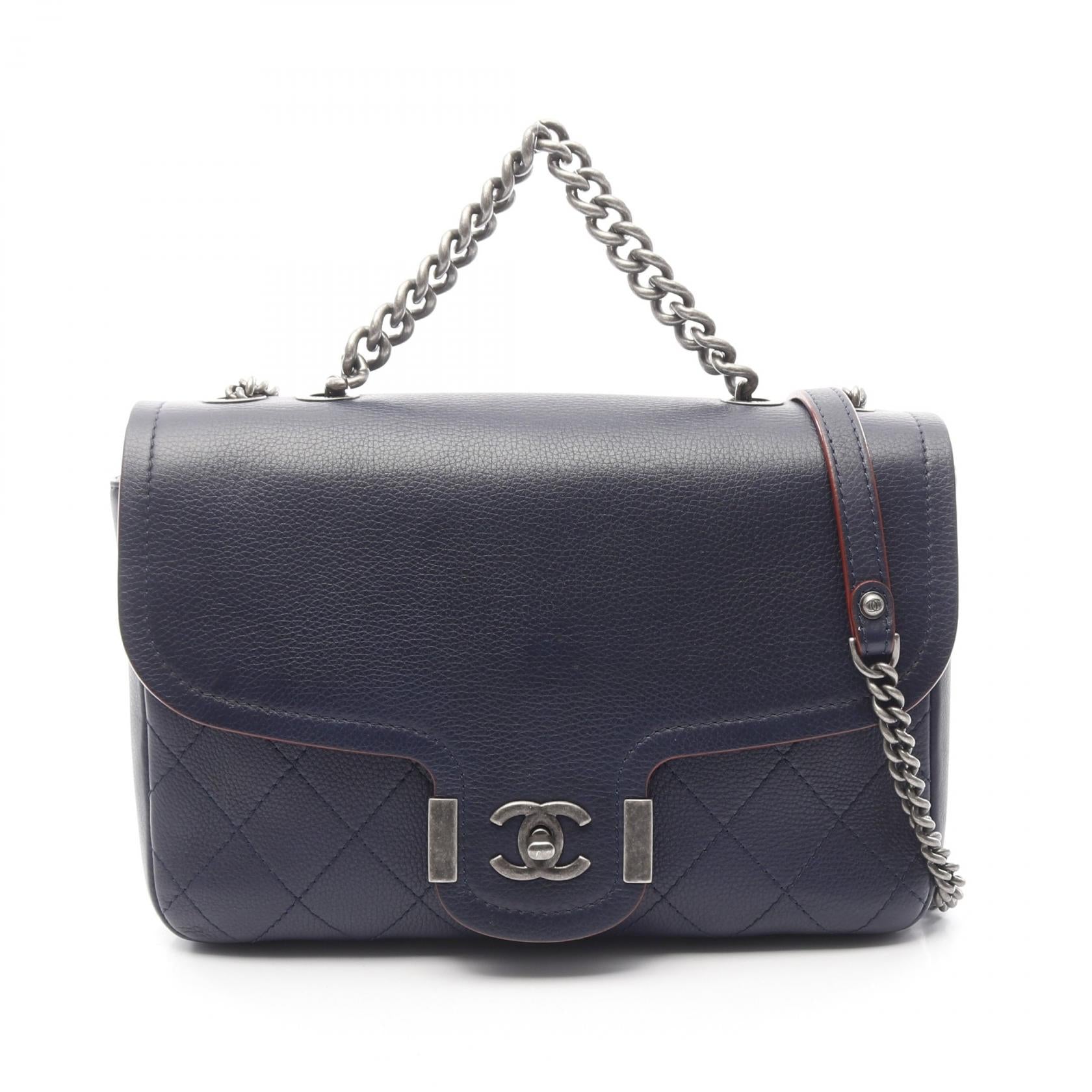 Chanel Matelasse Leather Shoulder Bag