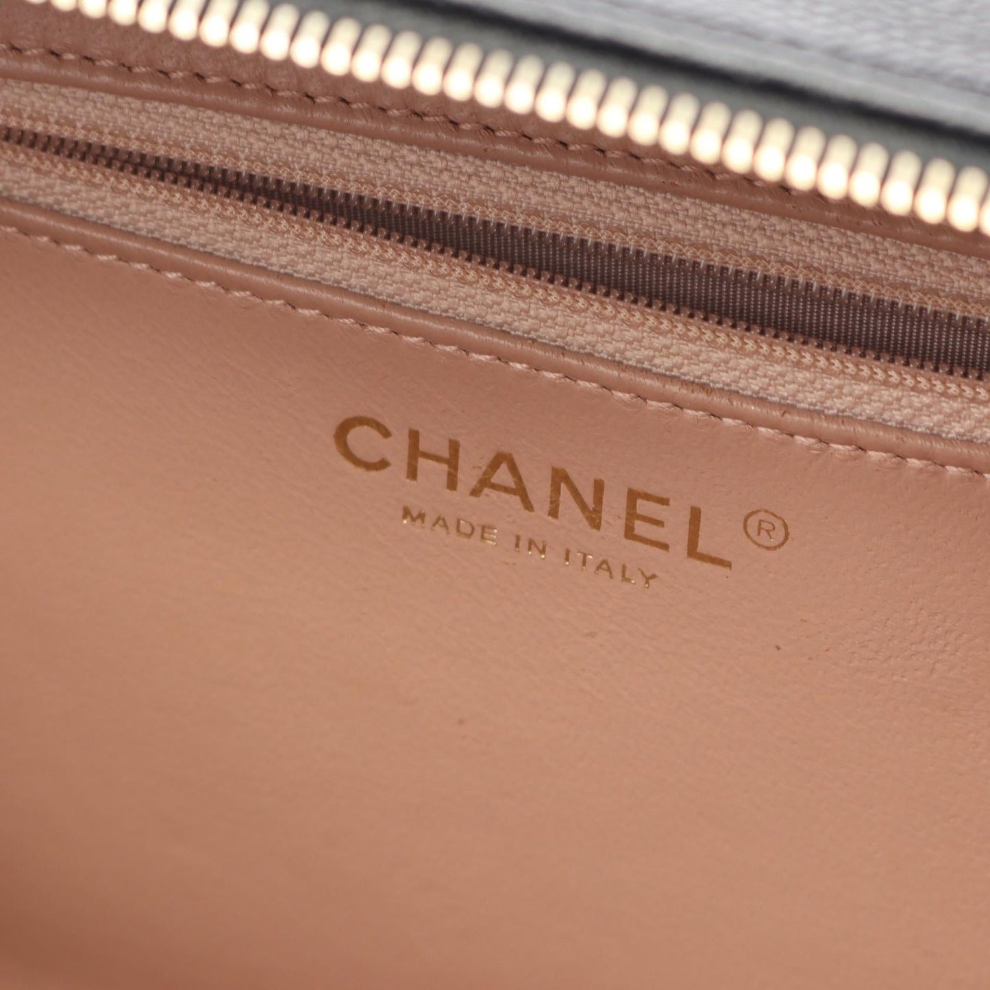 Chanel CC Filigree Matelassé Calf Shoulder Bag