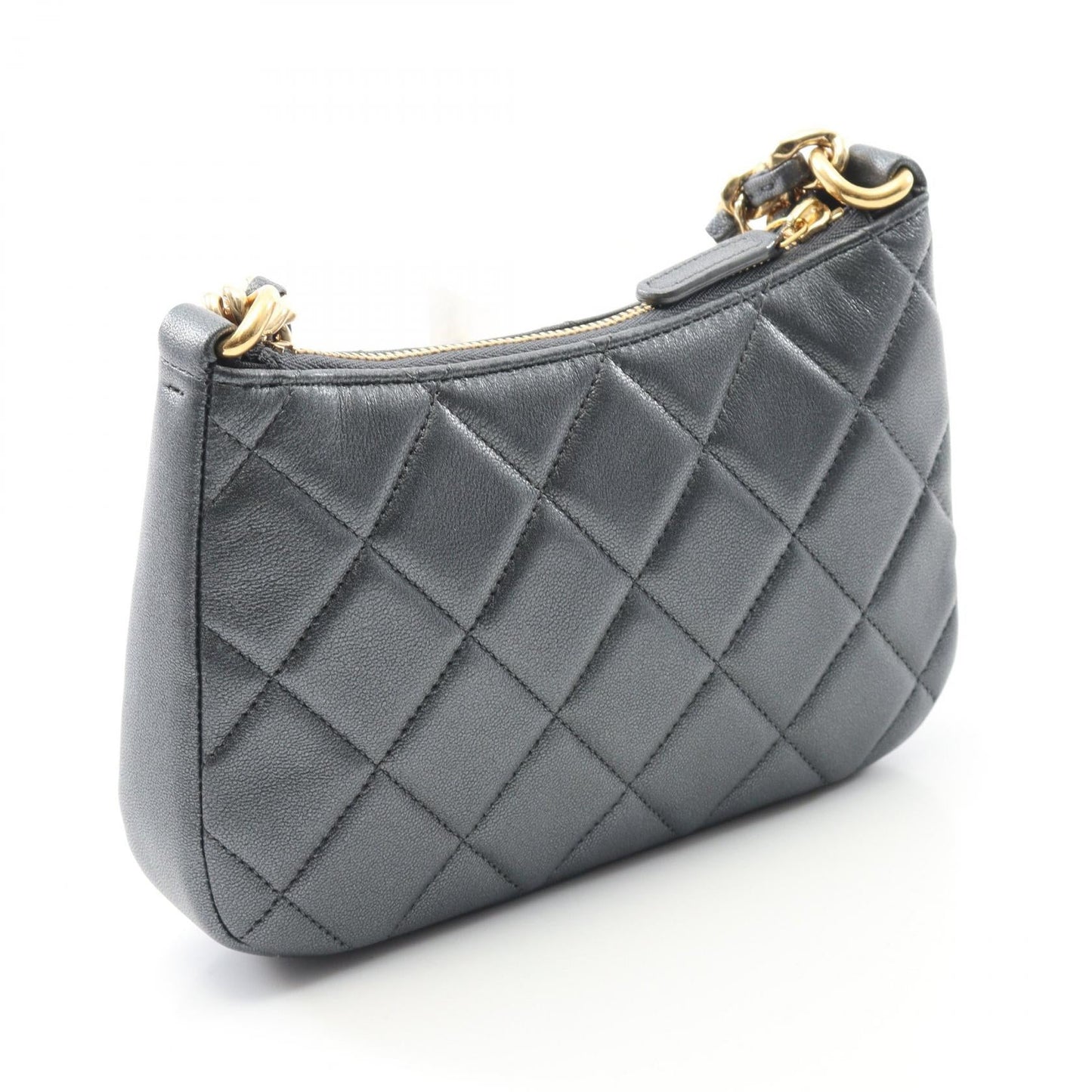 Chanel Matelasse Leather Shoulder Bag