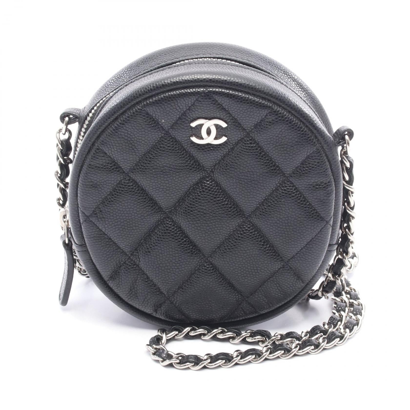 Chanel Matelasse Calf Shoulder Bag