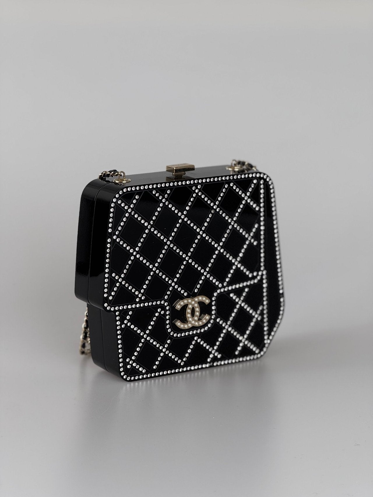 Chanel Shoulder Bag - Ewore Bags