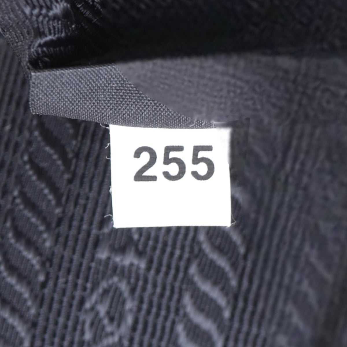 Prada Re-Edition 2005 Tessuto Shoulder Bag