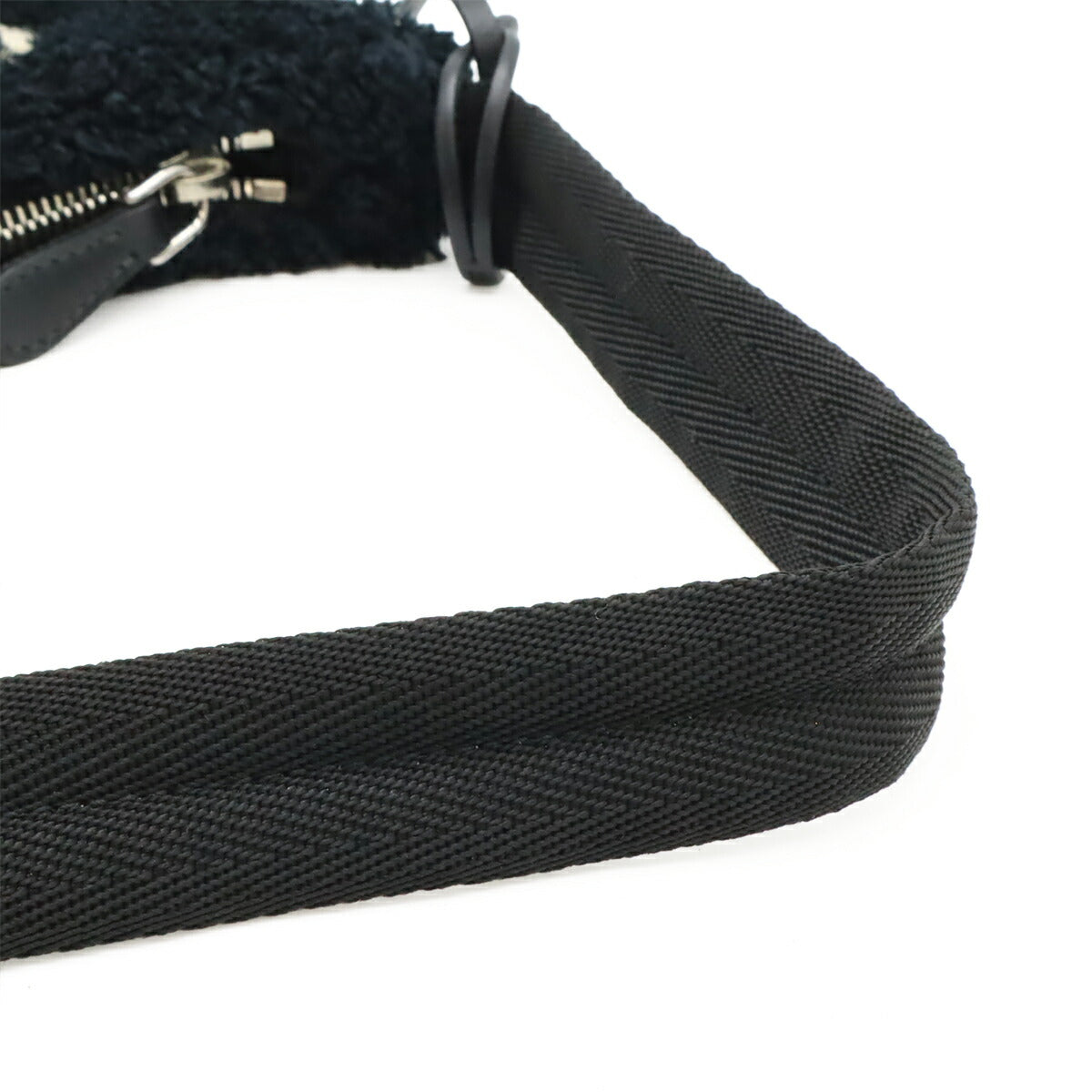 Prada Re-Edition 2000 Terry 2way Bag