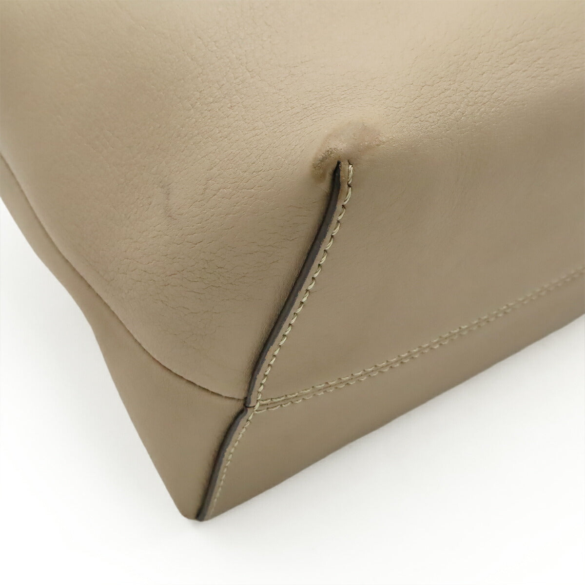Fendi By The Way Handbag - Ewore Bags