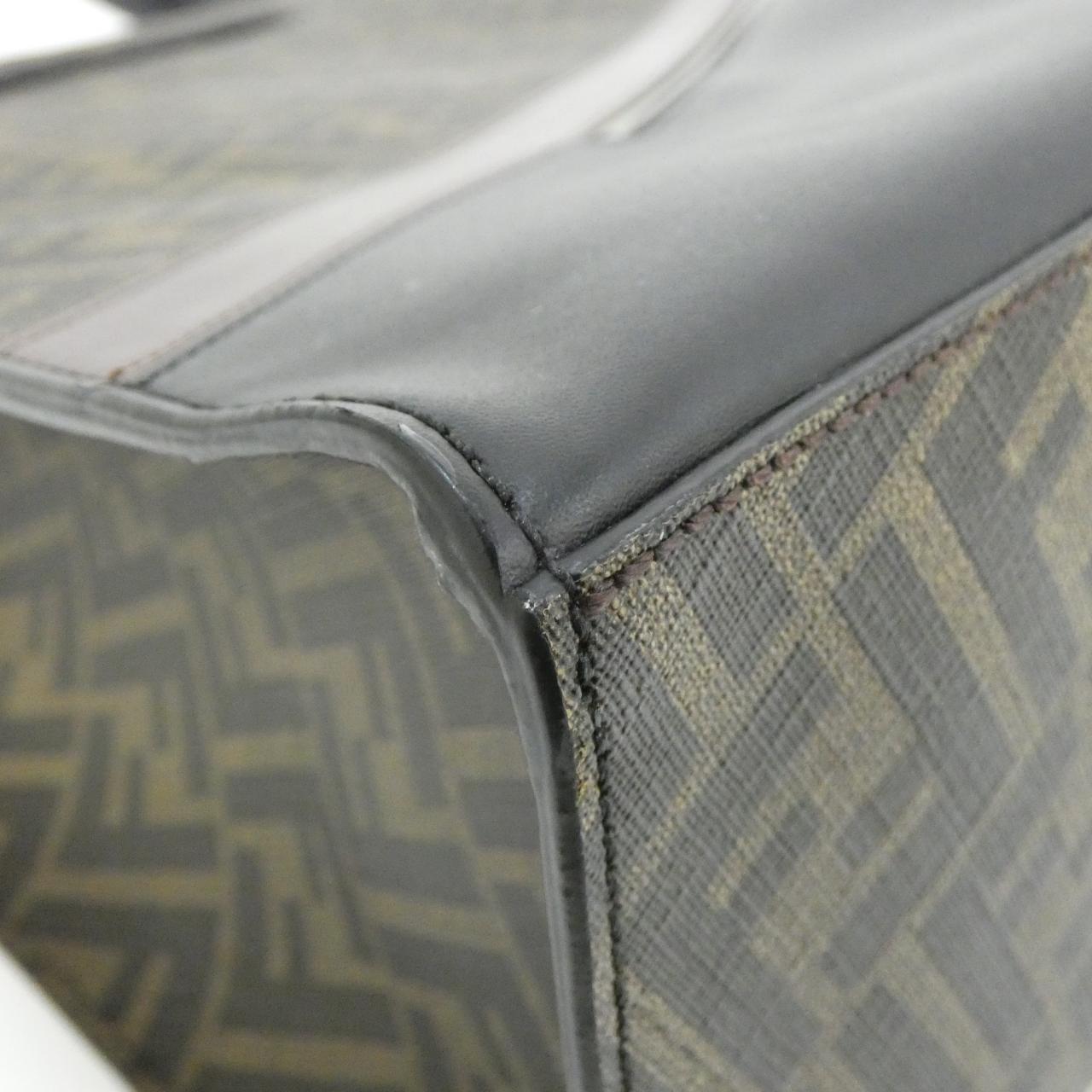 Fendi Peekaboo Handbag - Ewore Bags