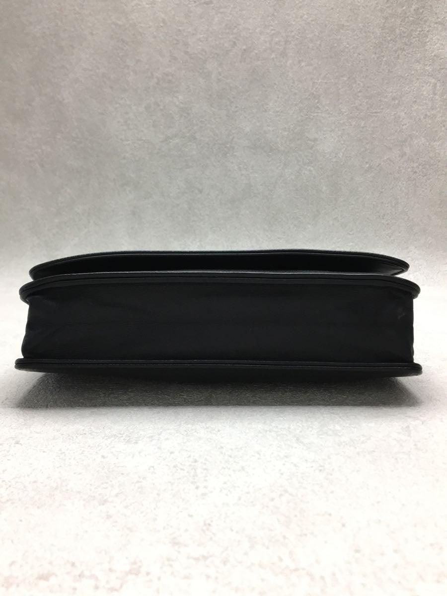 Chanel Caviar Skin Plain Women's Chain Wallet