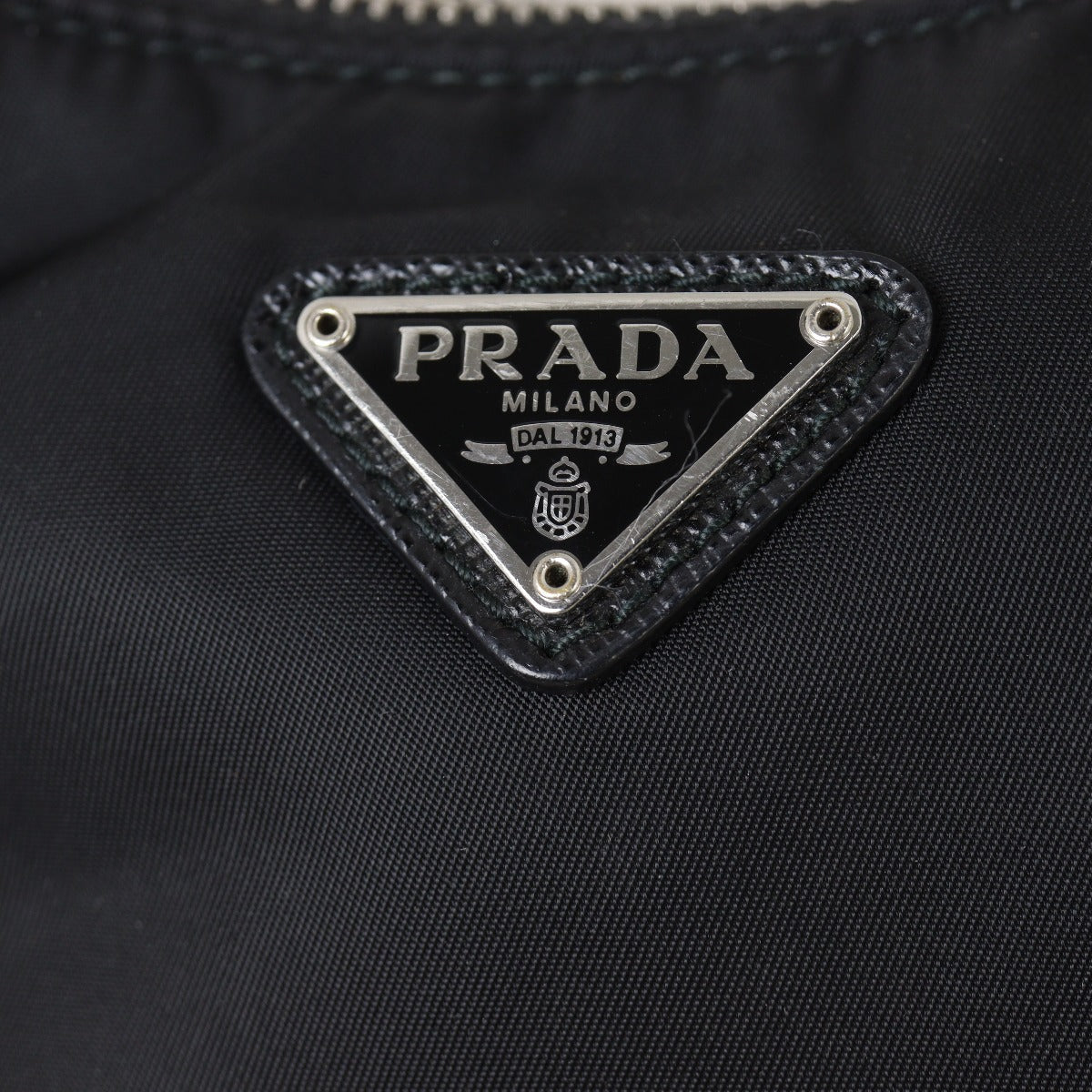 Prada Re-Edition 2005 Tessuto Shoulder Bag