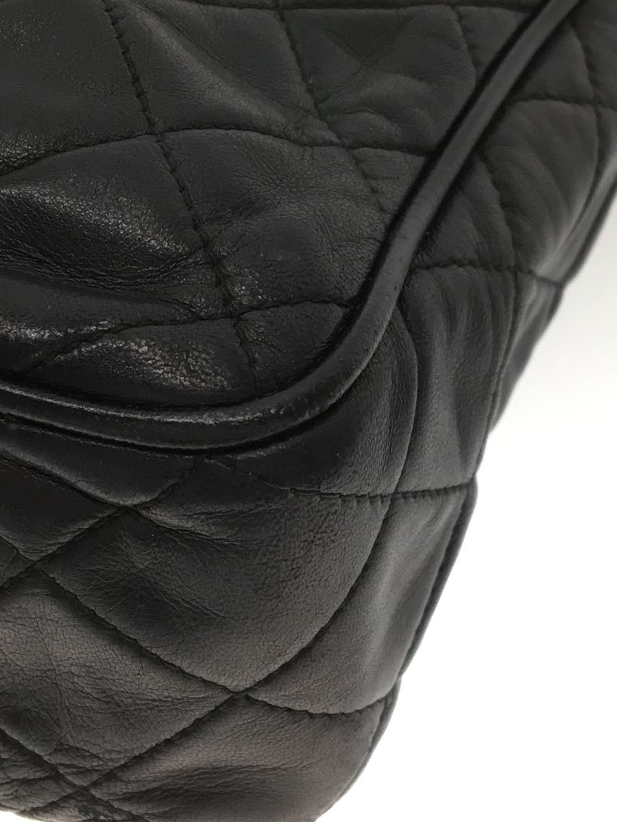 Chanel Matelasse Leather Shoulder Bag