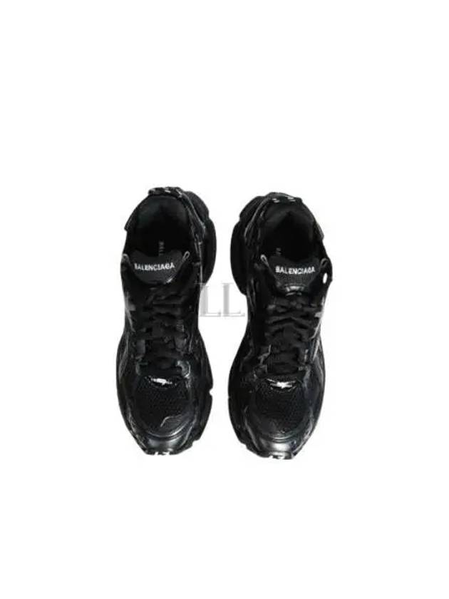 Luxury Balenciaga Trending 2026 Runner Low Top Sneakers Black