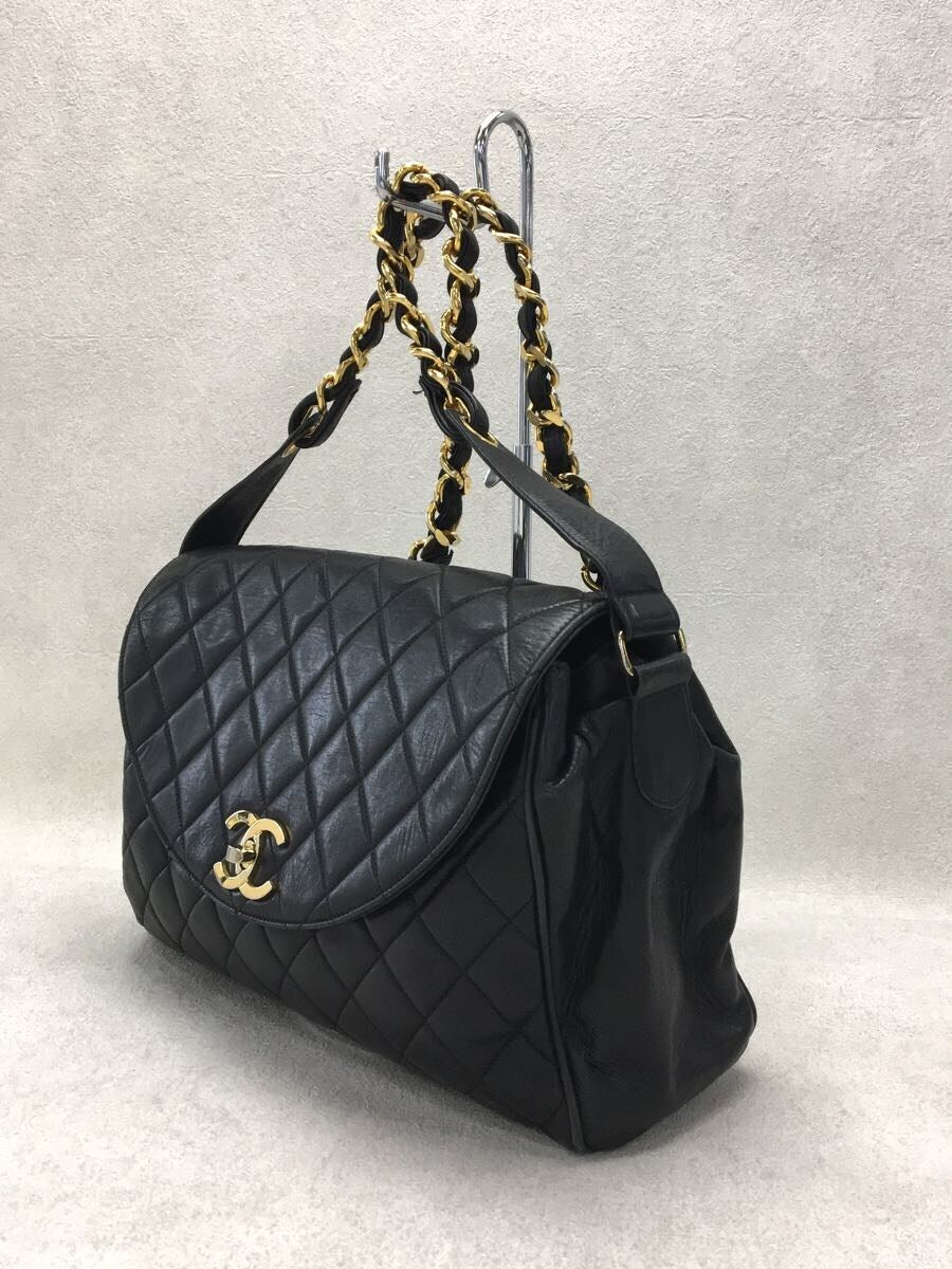 Chanel Leather Shoulder Bag