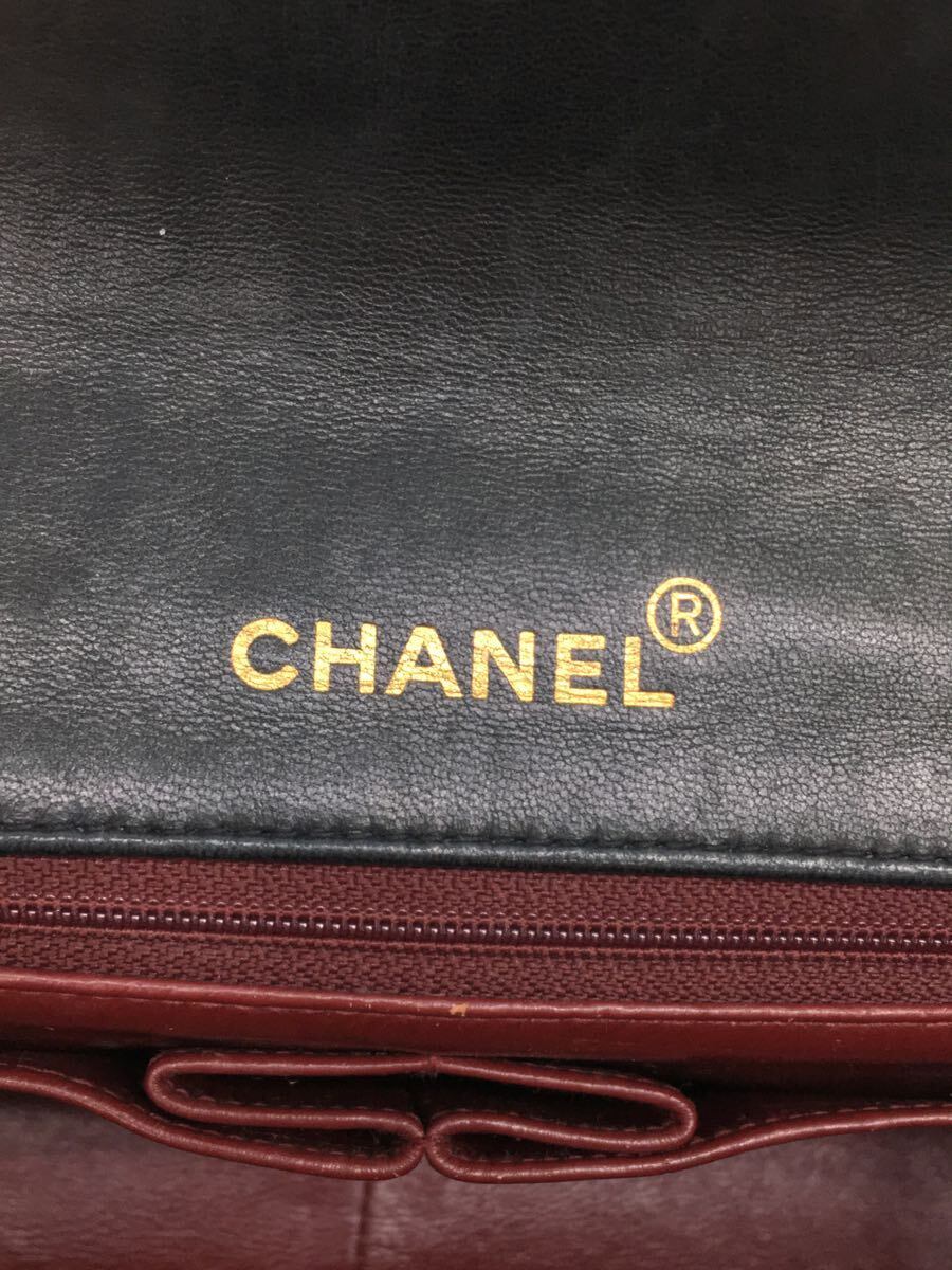 Chanel Leather Shoulder Bag