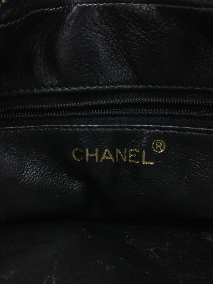 Chanel Leather Shoulder Bag