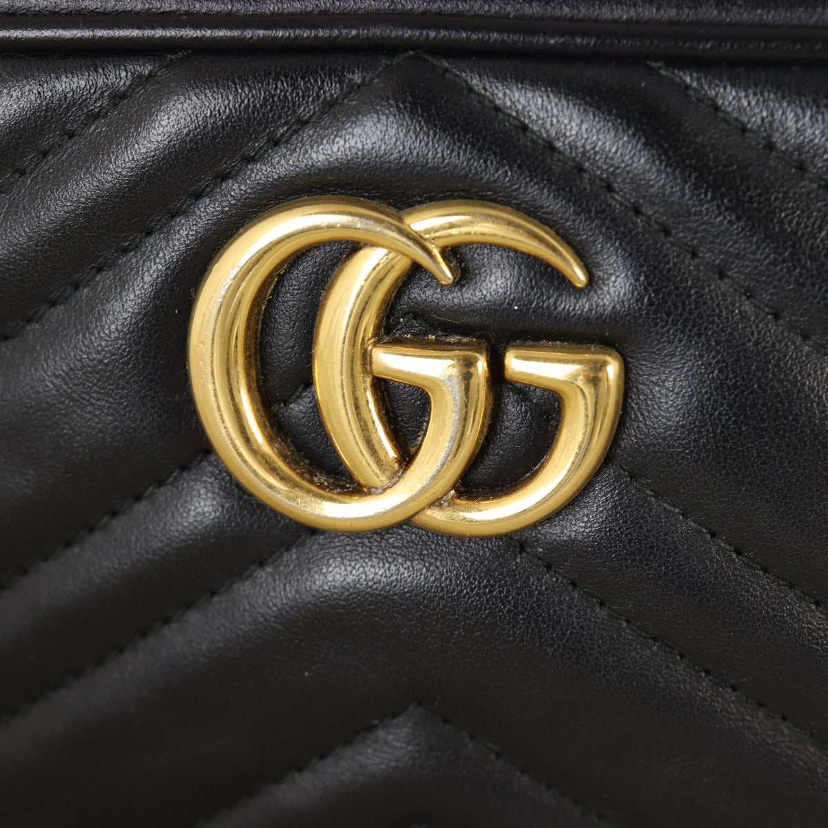 Gucci GG Marmont Mini Camera Bag