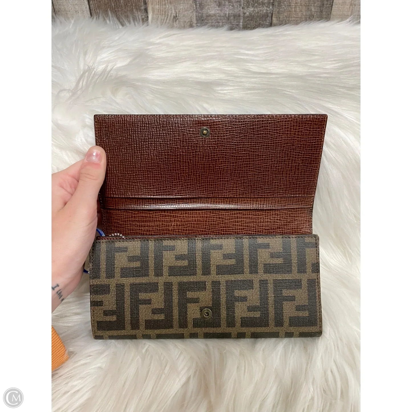 Wallet Luxury Designer By Fendi, Size: Medium