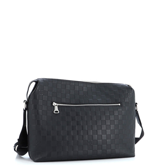 Louis Vuitton Discovery Messenger Bag Damier Infini Leather MM