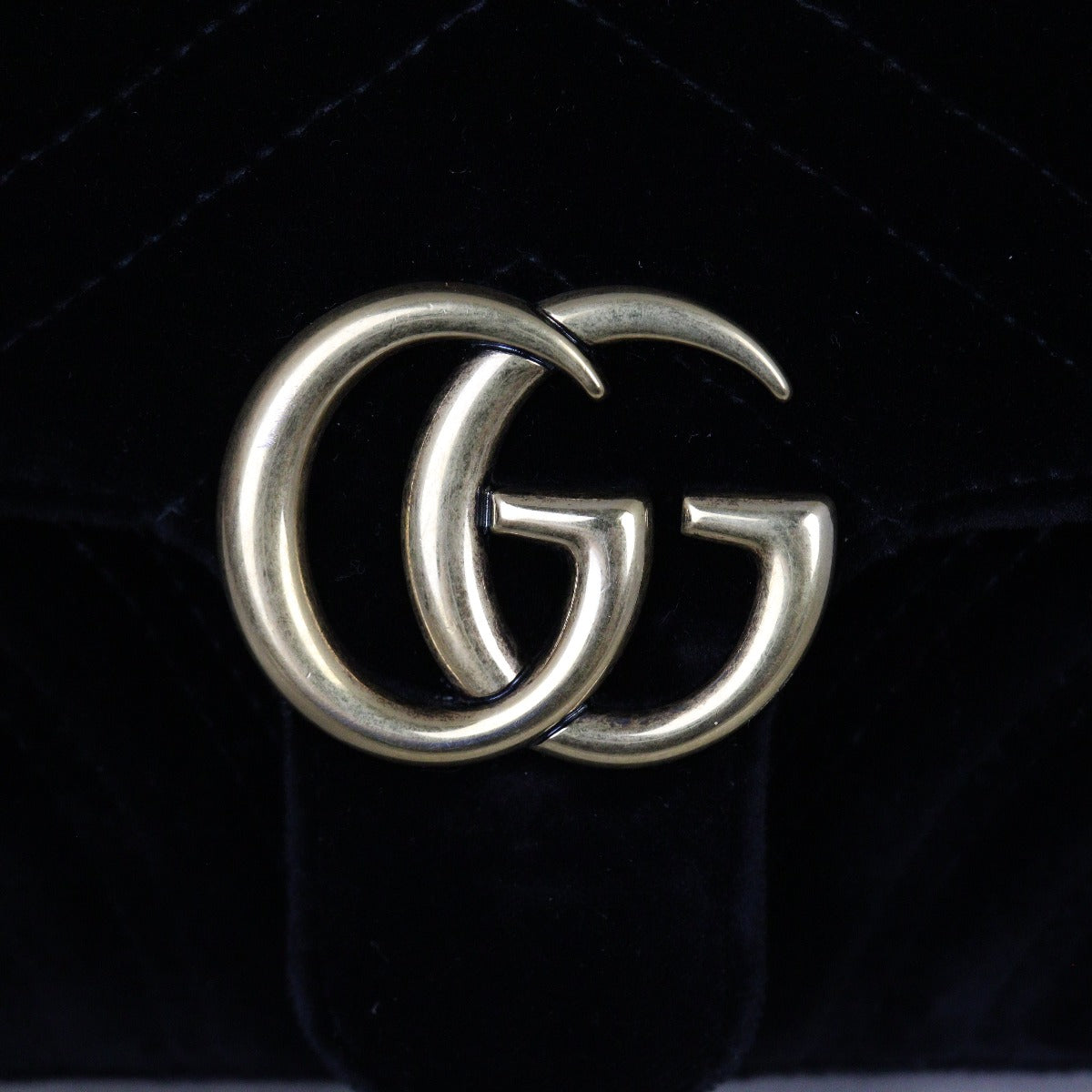 Gucci GG Marmont Velvet Small Shoulder Bag
