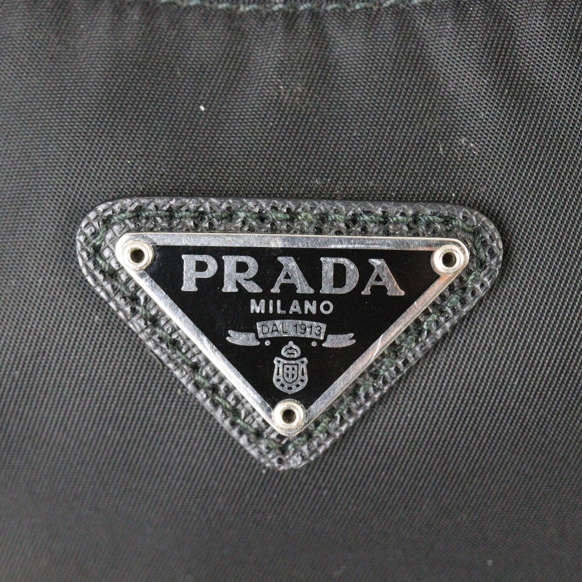 Prada Re-Edition 2005 Tessuto Shoulder Bag