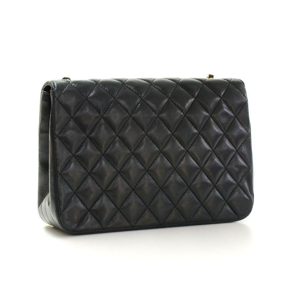 Chanel 9" Black Quilted Leather Shoulder Classic Flap Bag Excellent CC70