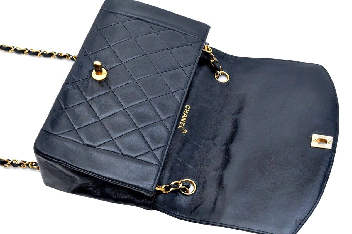 Chanel Shoulder Bag -  Chanel Lambskin Chain Bag