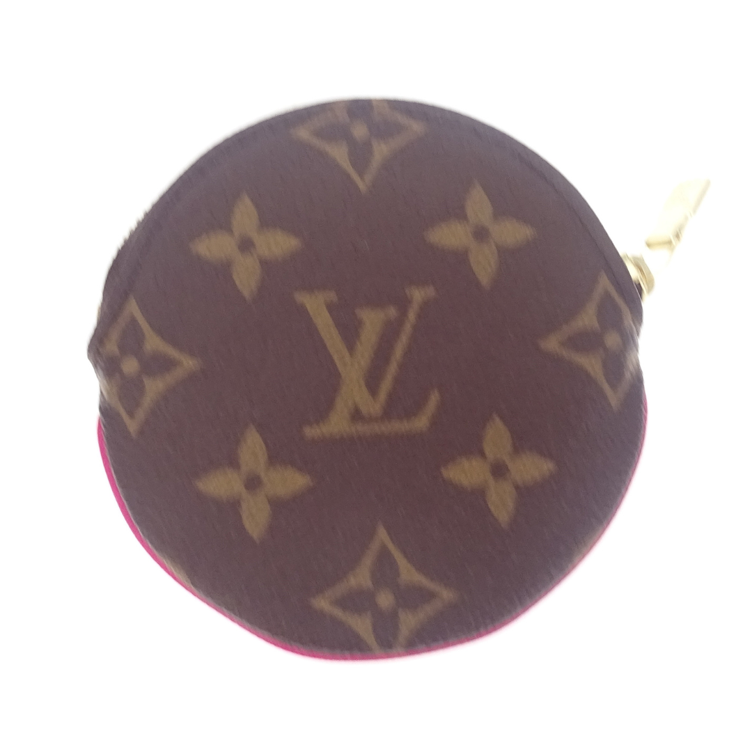 Louis Vuitton Bears on Skis Round Coin Purse Xmas Animation TA3188