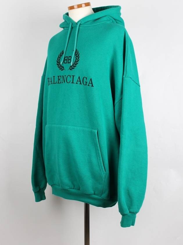 Luxury Balenciaga Trending 2026 Laurel hood M