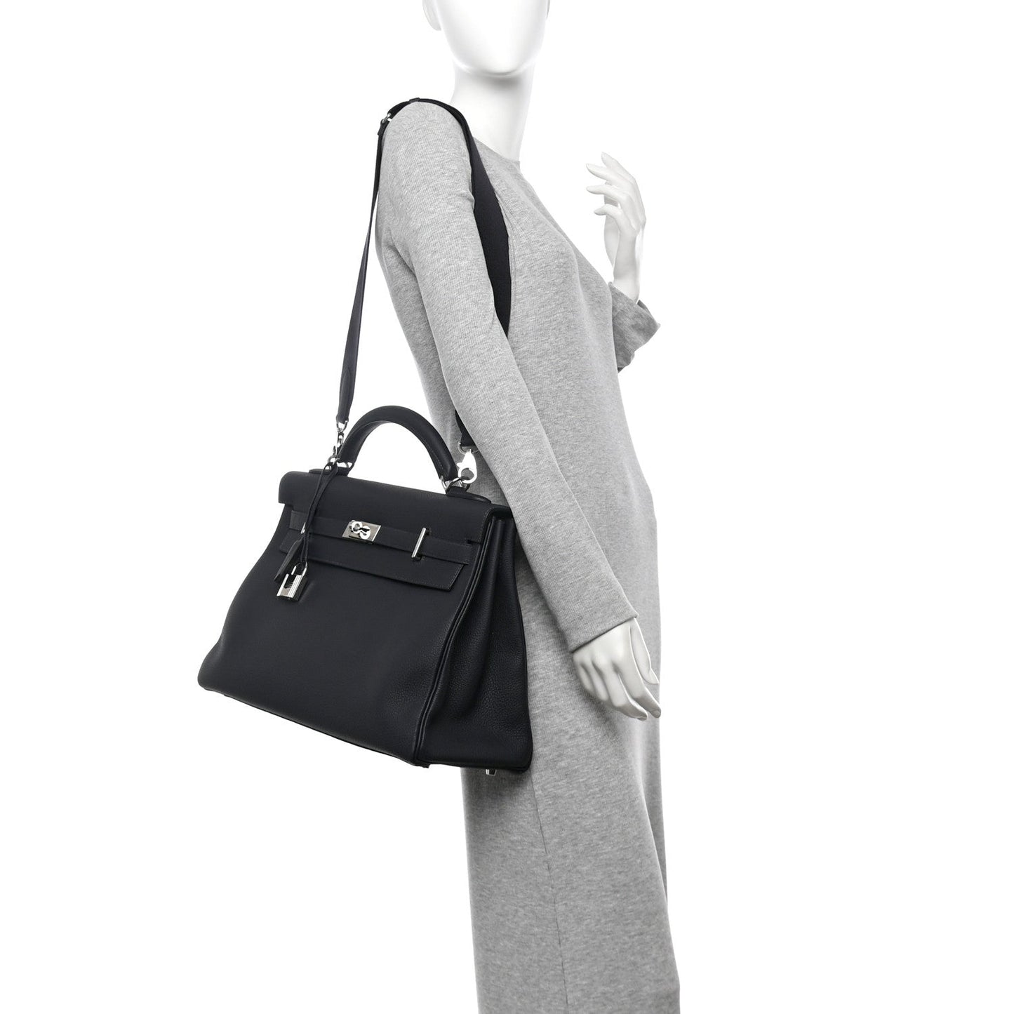 Hermes Togo Maxi Kelly Retourne 42 Caban