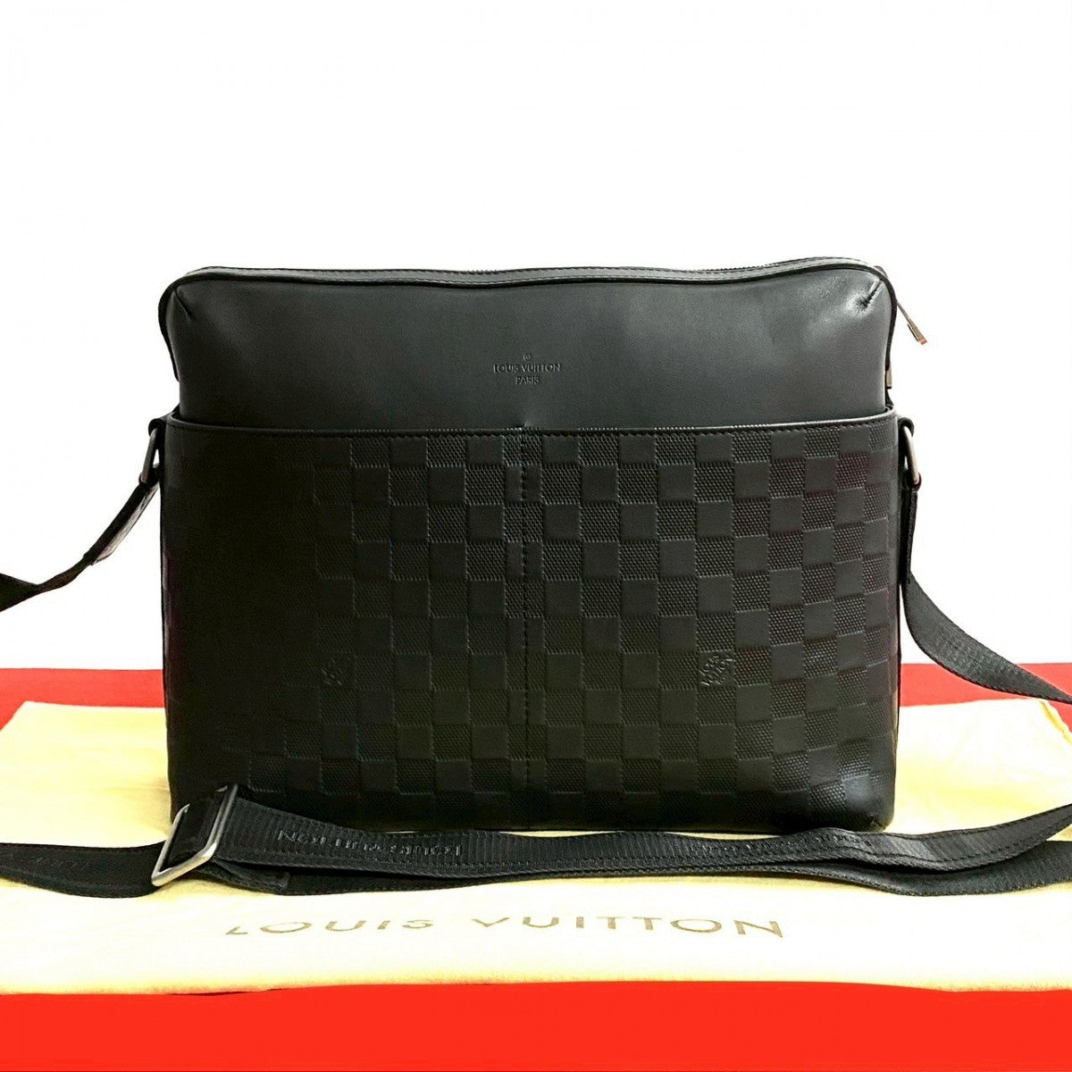 LOUIS VUITTON Shoulder Bag N41201 leather black Damier Anfini Calypso MM mens