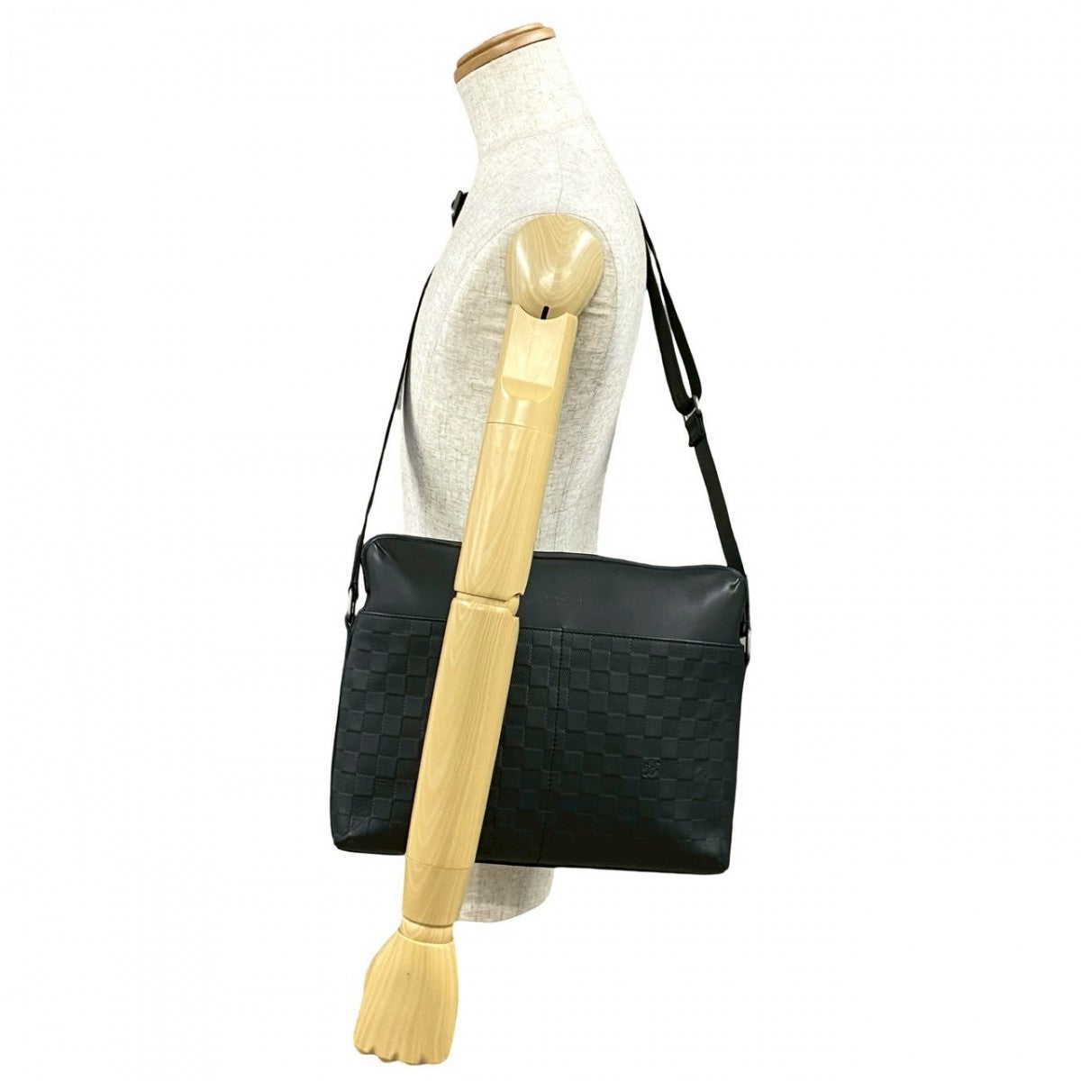 LOUIS VUITTON Shoulder Bag N41201 leather black Damier Anfini Calypso MM mens
