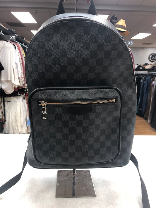 Backpack Designer By Louis Vuitton Size: Large