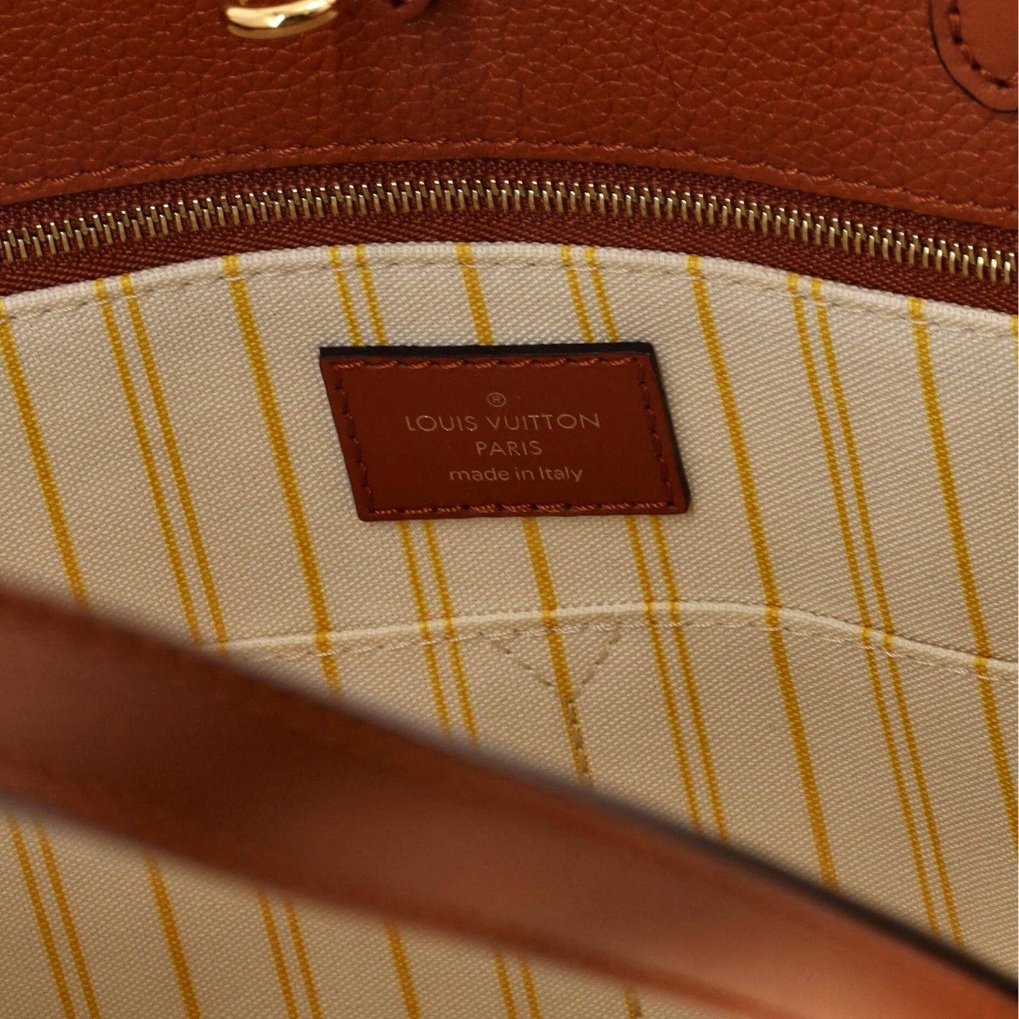 Louis Vuitton OnTheGo Tote Monogram Giant Raffia GM