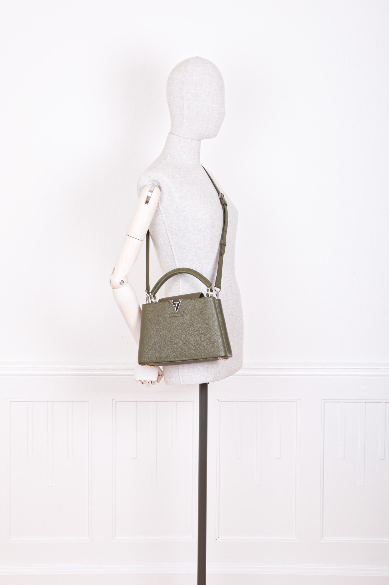 LOUIS VUITTON Capucines BB Khaki Handbag