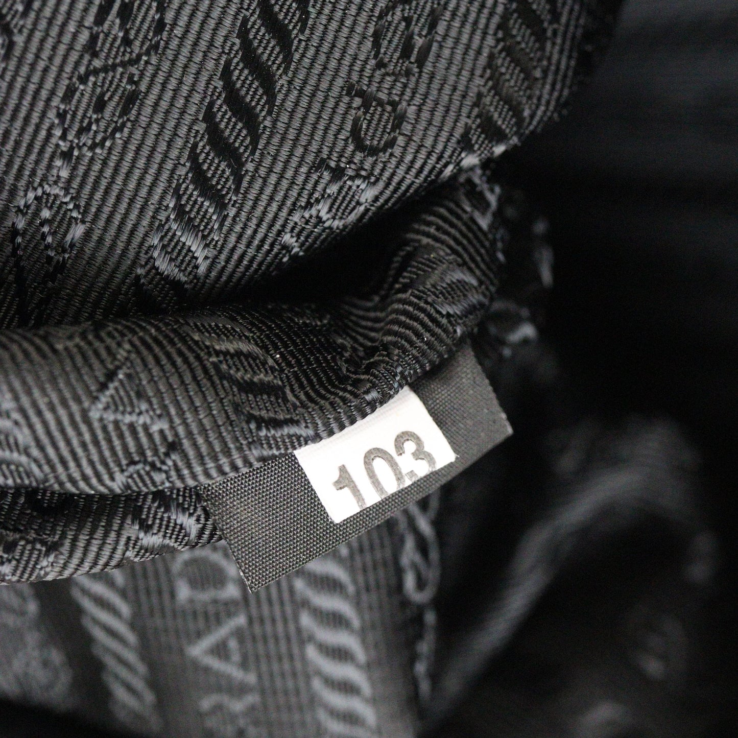 Prada Re-Edition 2006 Tessuto Chain Bag