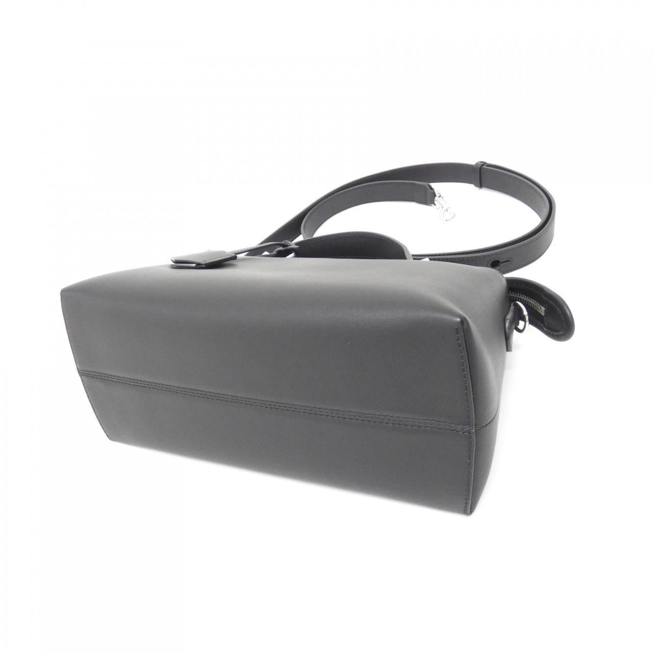 Fendi By The Way Handbag - Ewore Bags