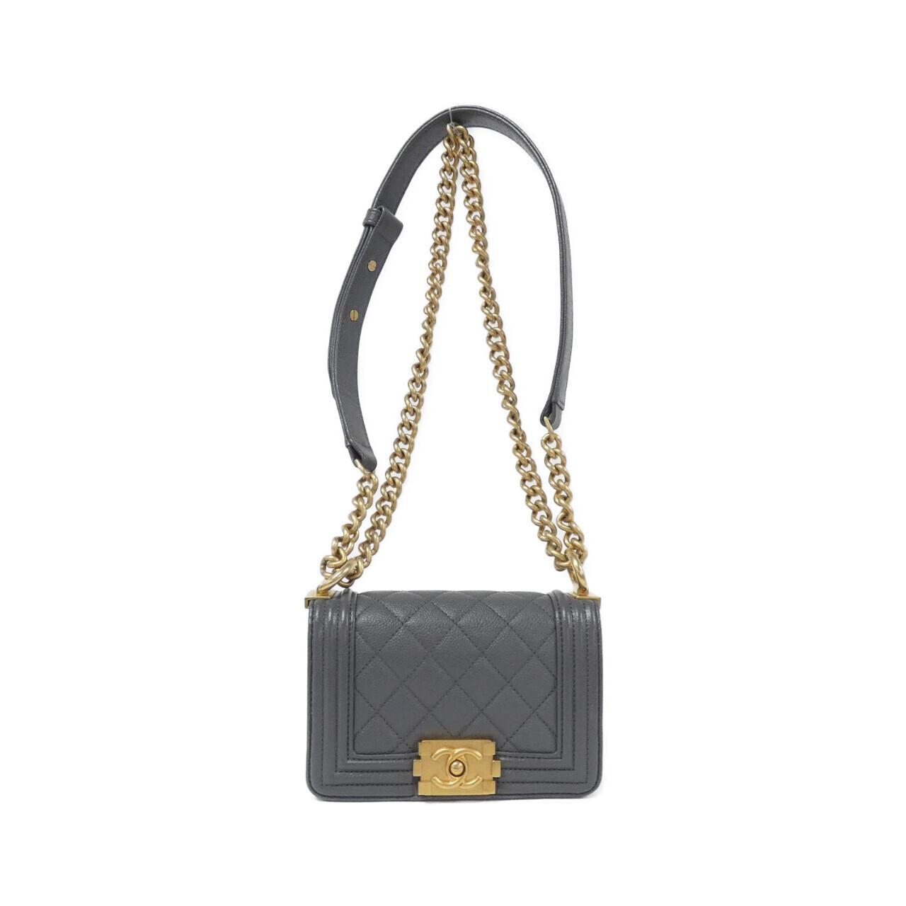 Chanel Boy Chanel Caviar Skin Shoulder Bag