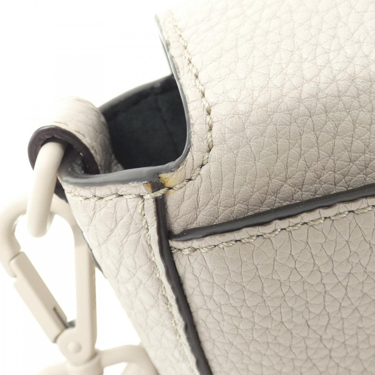 Fendi Baguette Shoulder Bag - Ewore Bags