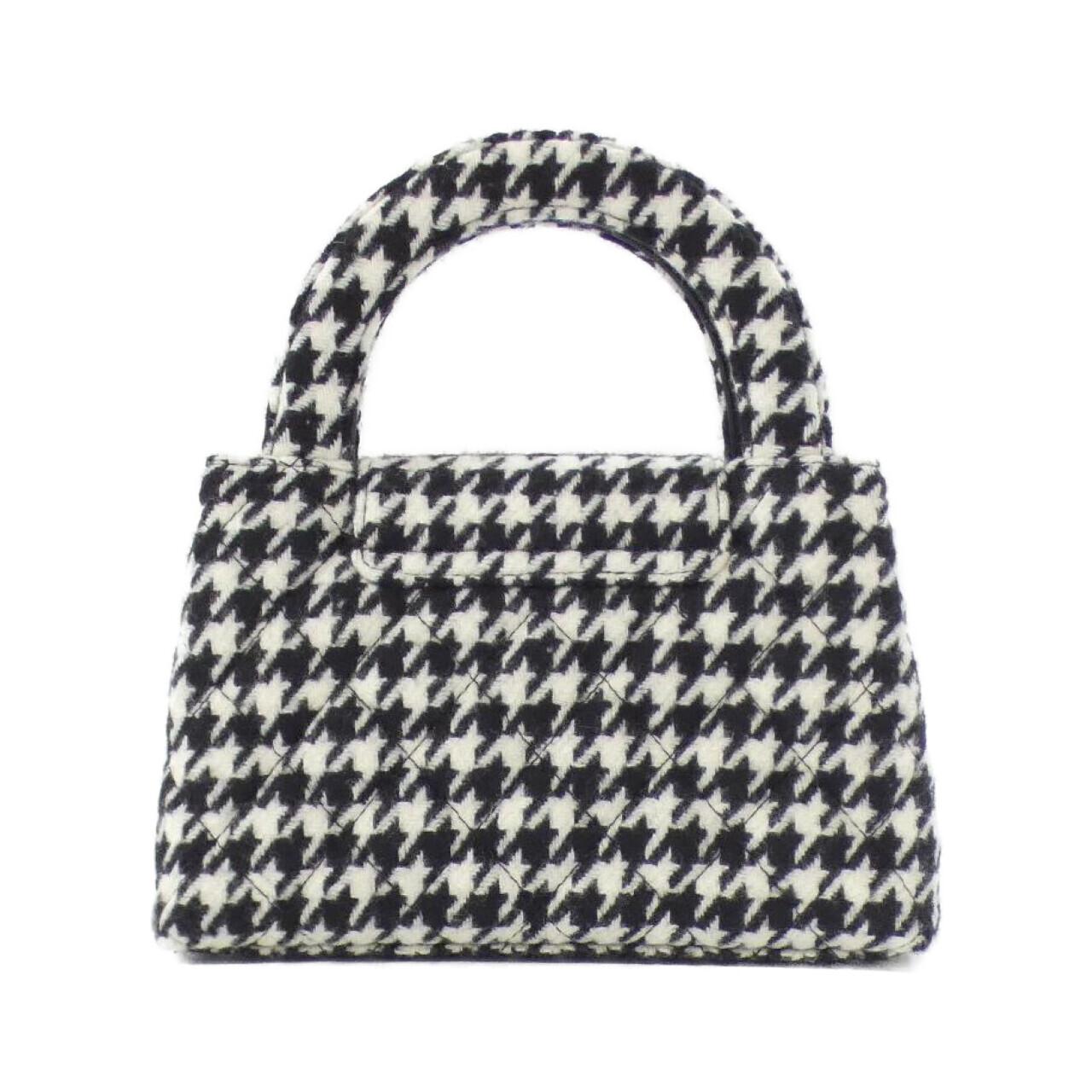 Chanel Wool Shoulder Bag