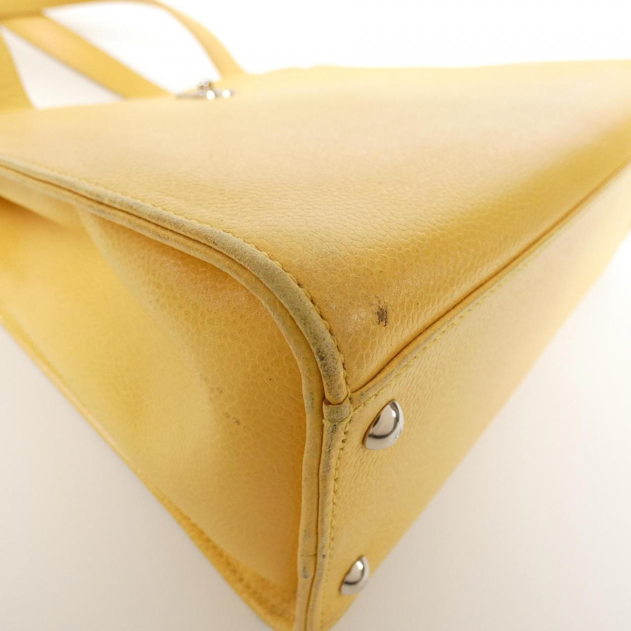 Chanel Caviar Skin Shoulder Bag