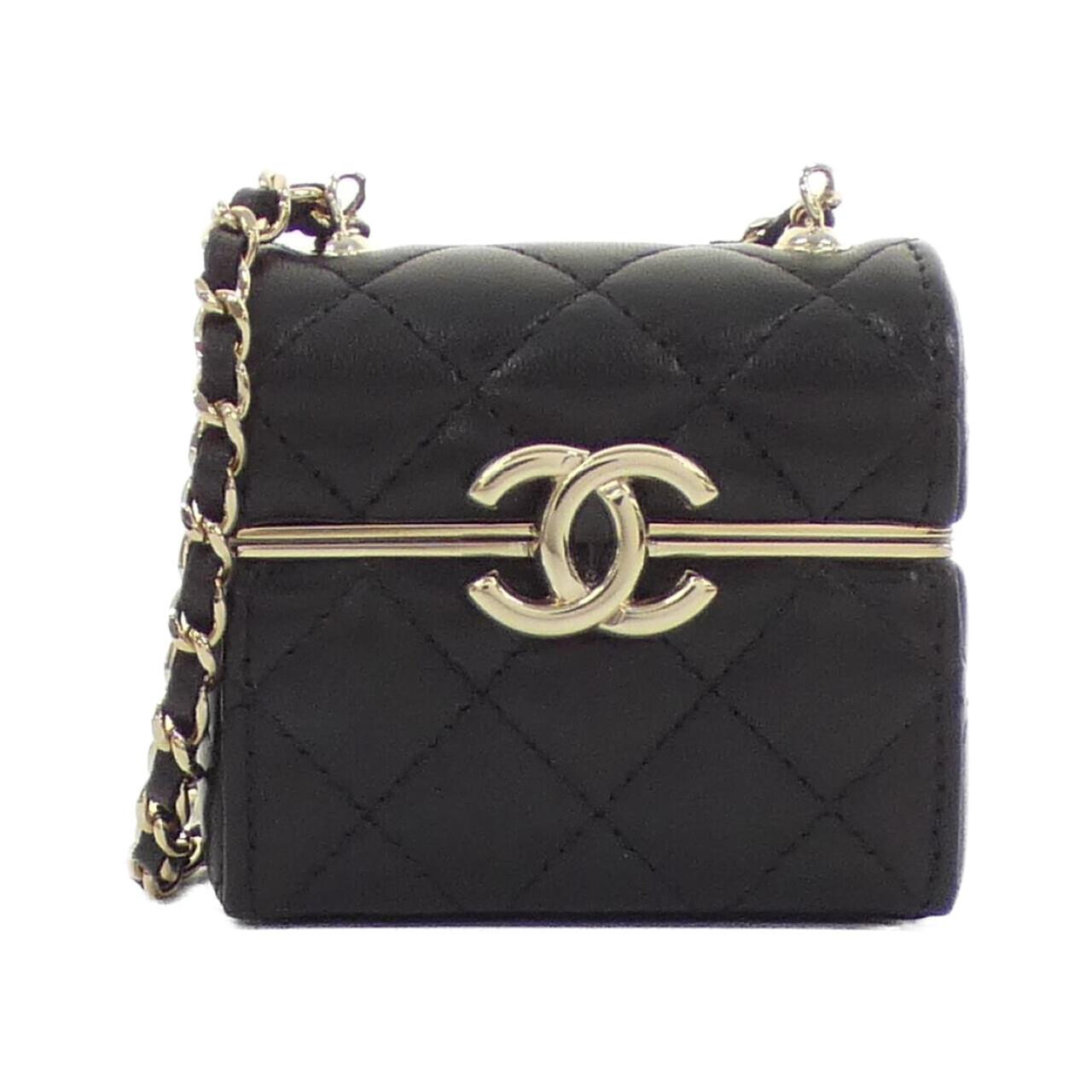 Chanel Lambskin AirPods Pro Case Handbag
