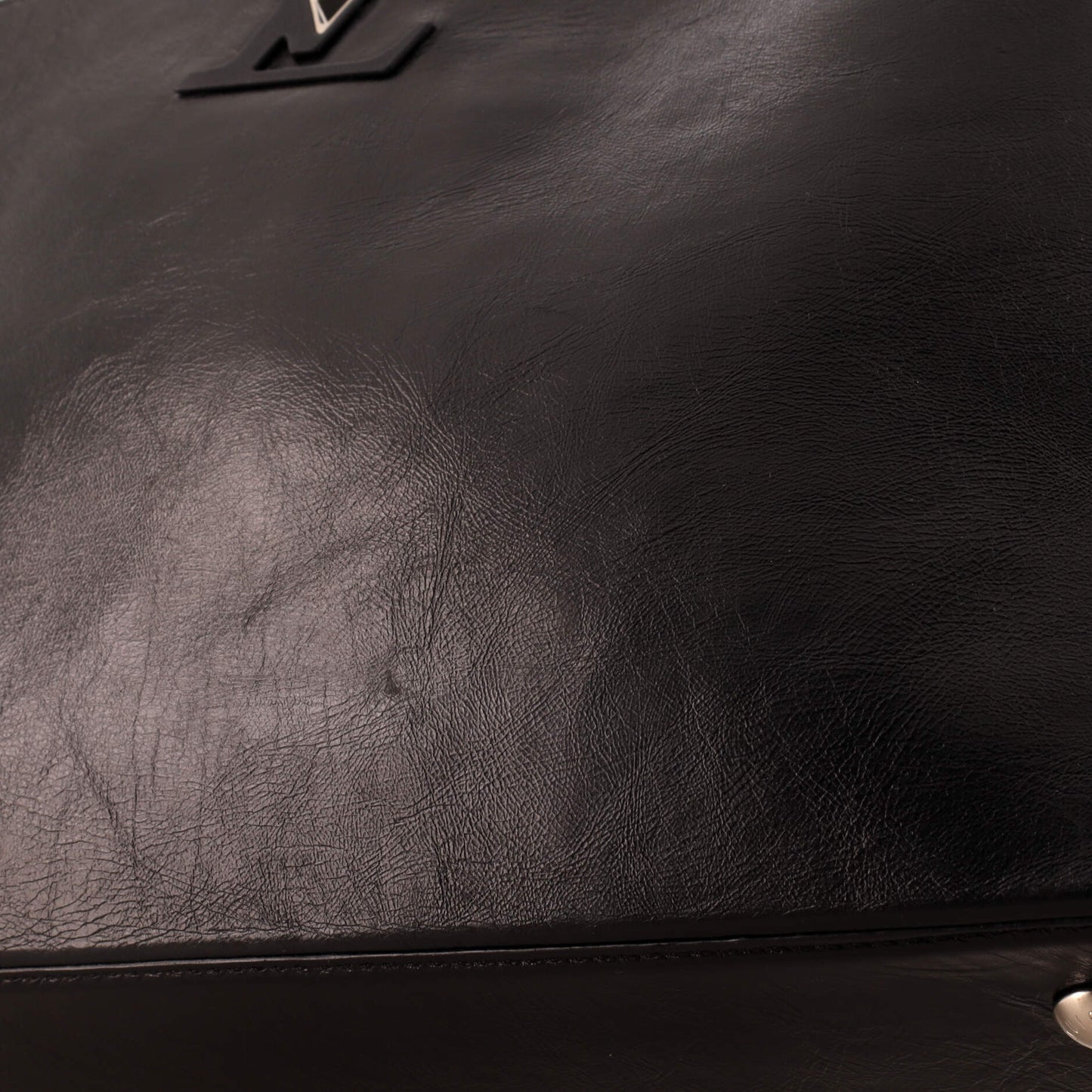 Louis Vuitton Capucines Bag Leather MM