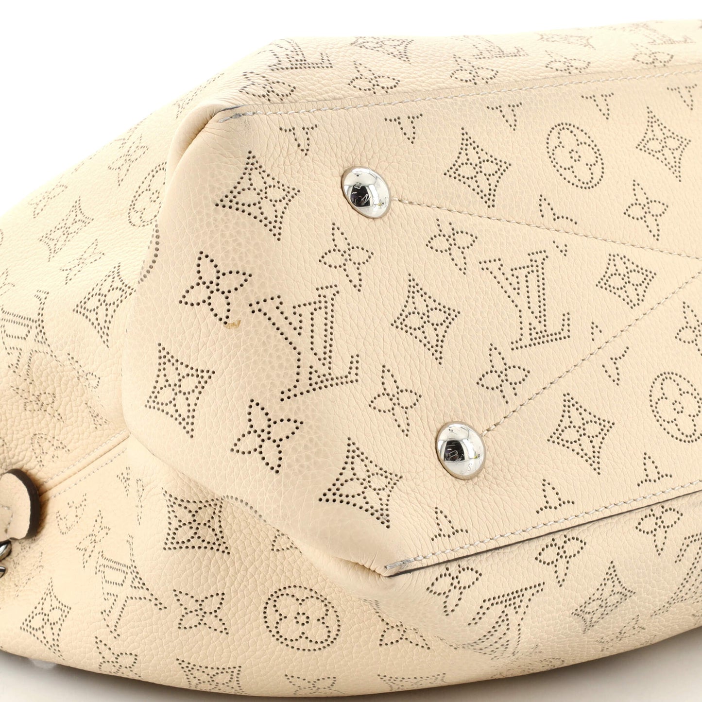 Louis Vuitton Bella Tote Mahina Leather