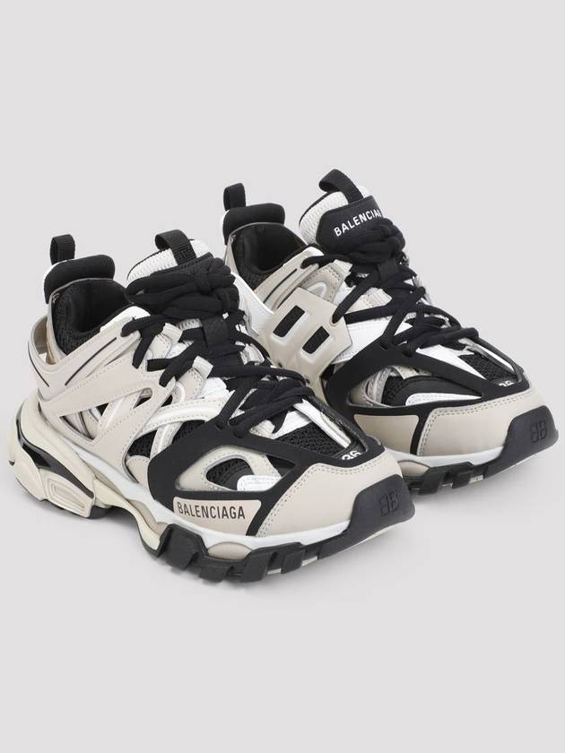Luxury Balenciaga Trending 2026 track low top sneakers 542436W3AC4