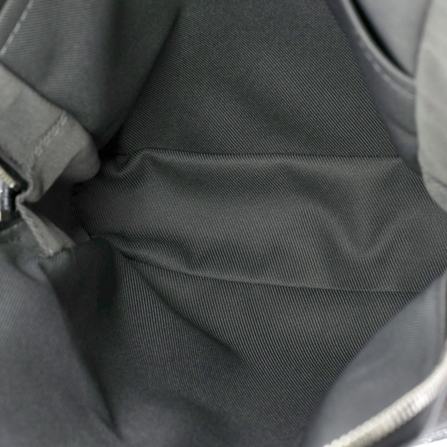 Louis Vuitton Avenue Sling Bag Limited Edition Interlinked Logo Damier Graphite