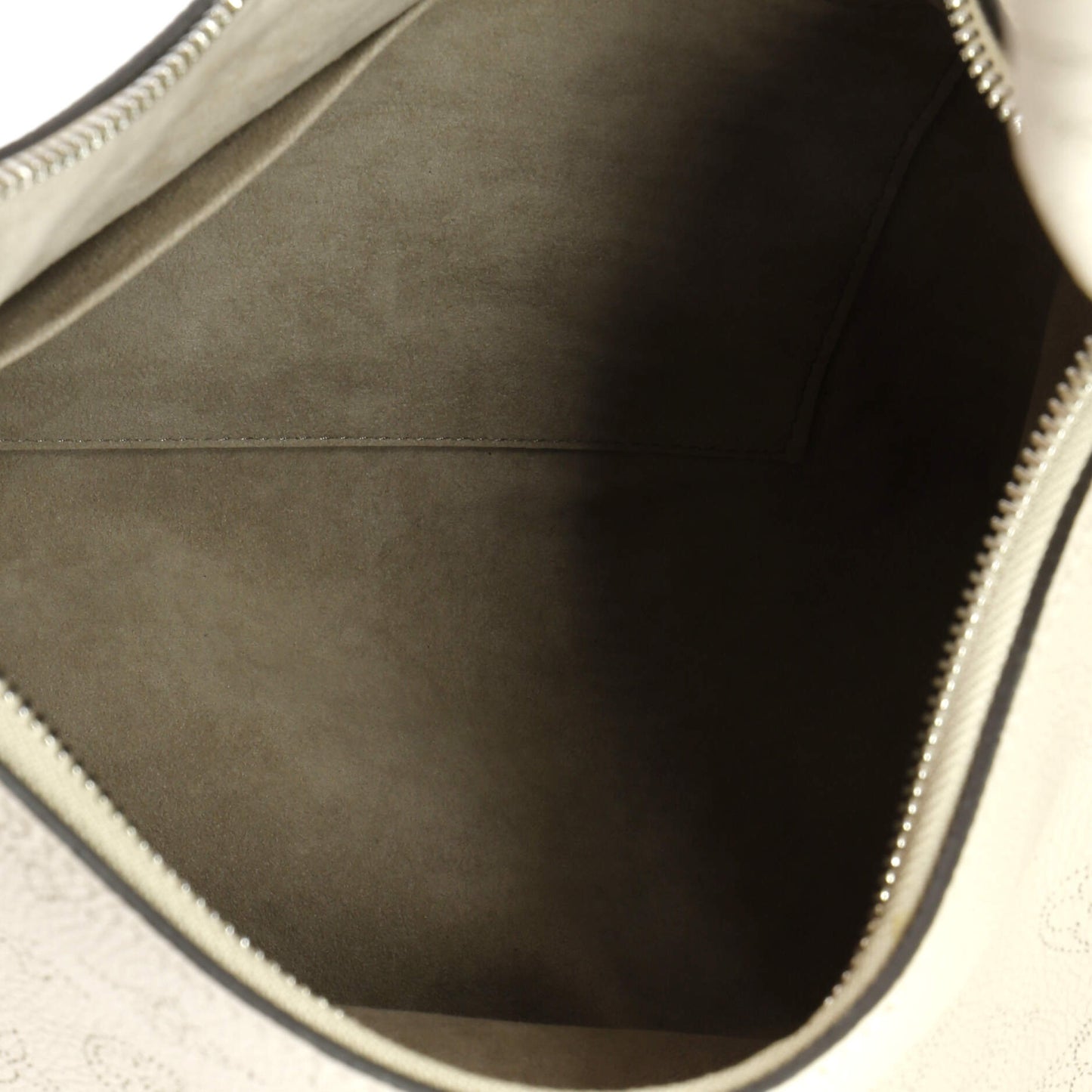 Louis Vuitton Why Knot Shoulder Bag Mahina Leather MM