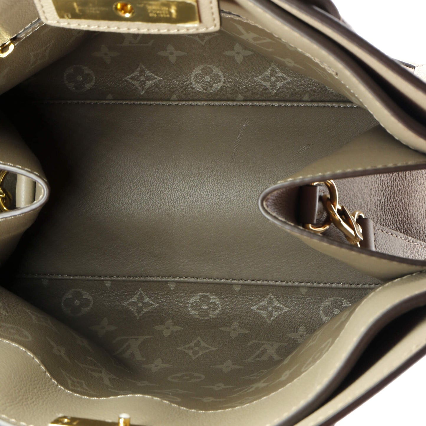 Louis Vuitton Steamer Handbag Leather MM