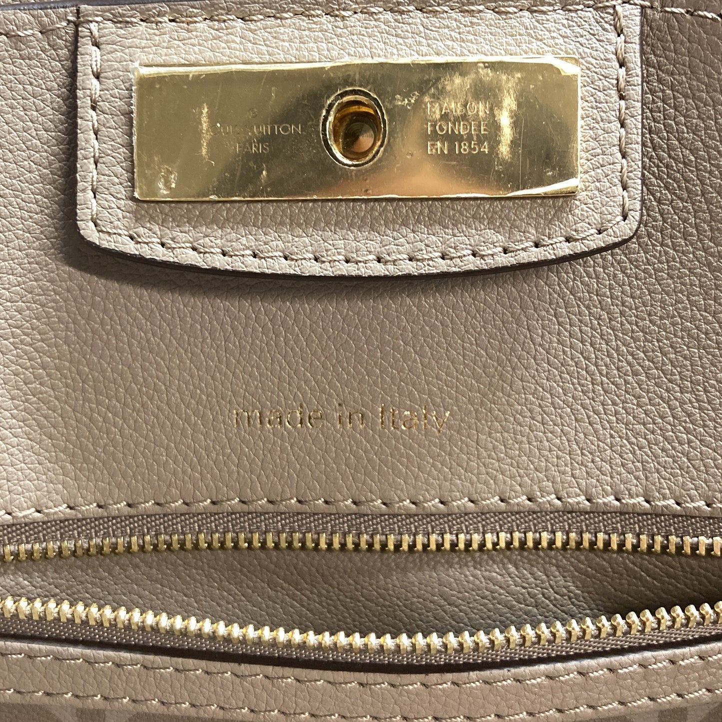 Louis Vuitton Steamer Handbag Leather MM