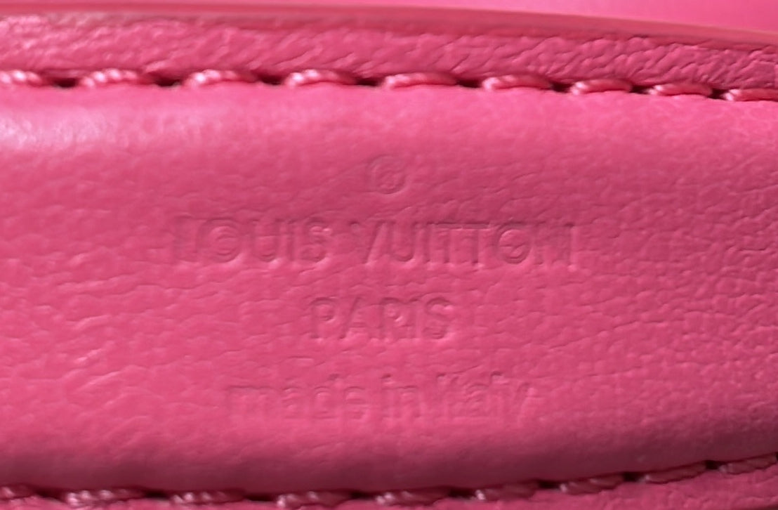 Louis Vuitton Pop My Heart Pouch Bag Bubblegram Leather