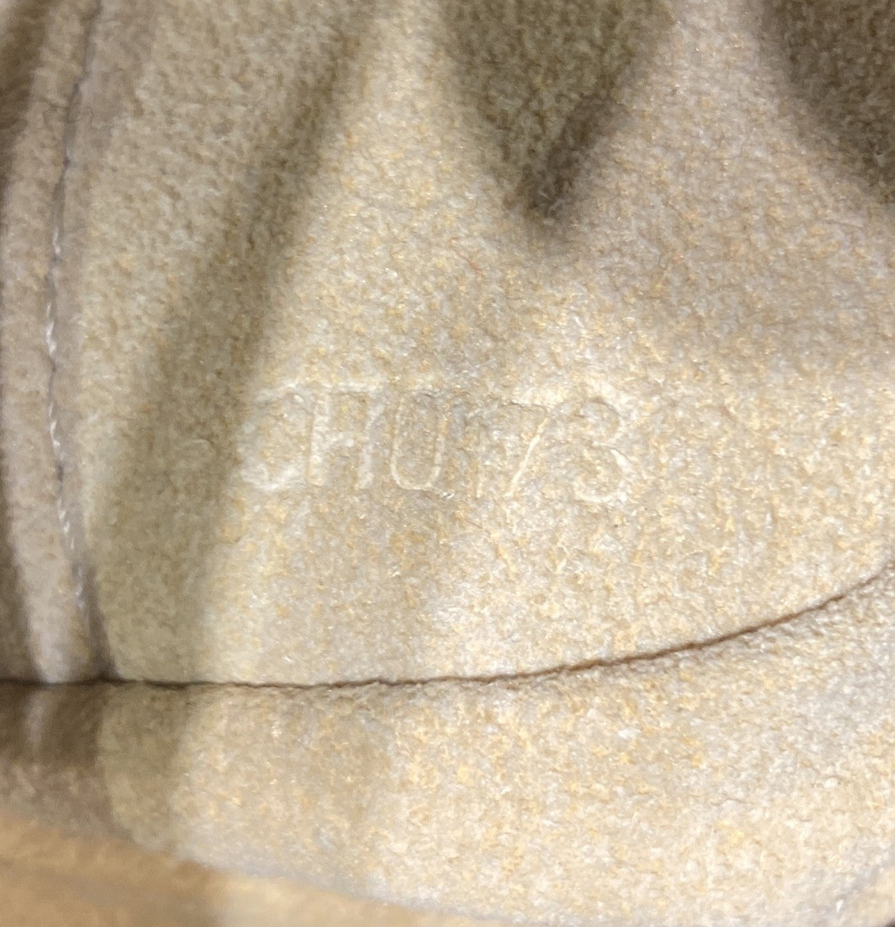 Louis Vuitton Artsy Handbag Monogram Canvas MM