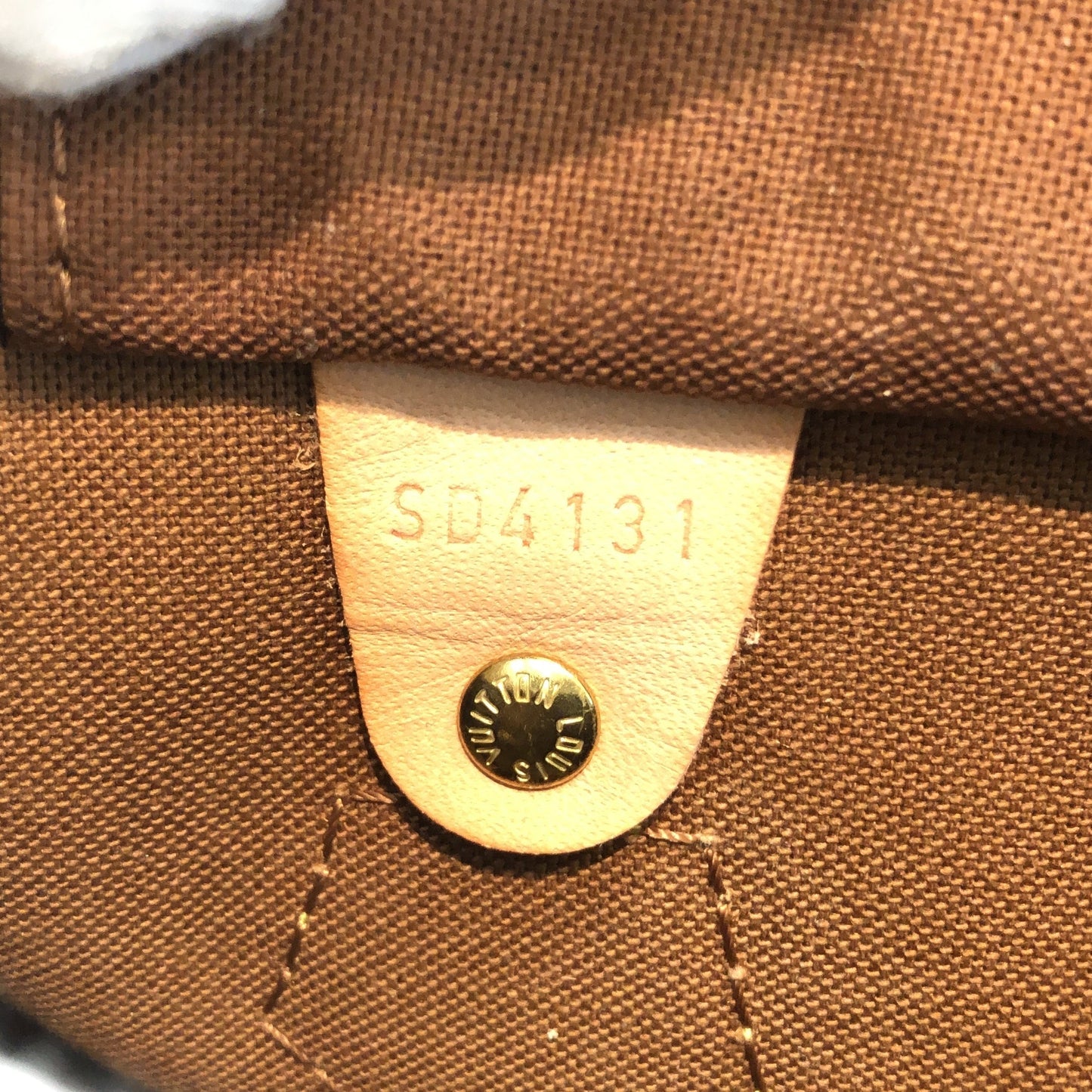 Louis Vuitton  Handbag Monogram Canvas 30
